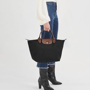 LONGCHAMP Medium Top Handle Handbag, COLOR
Black NEW WITHOUT TAGS